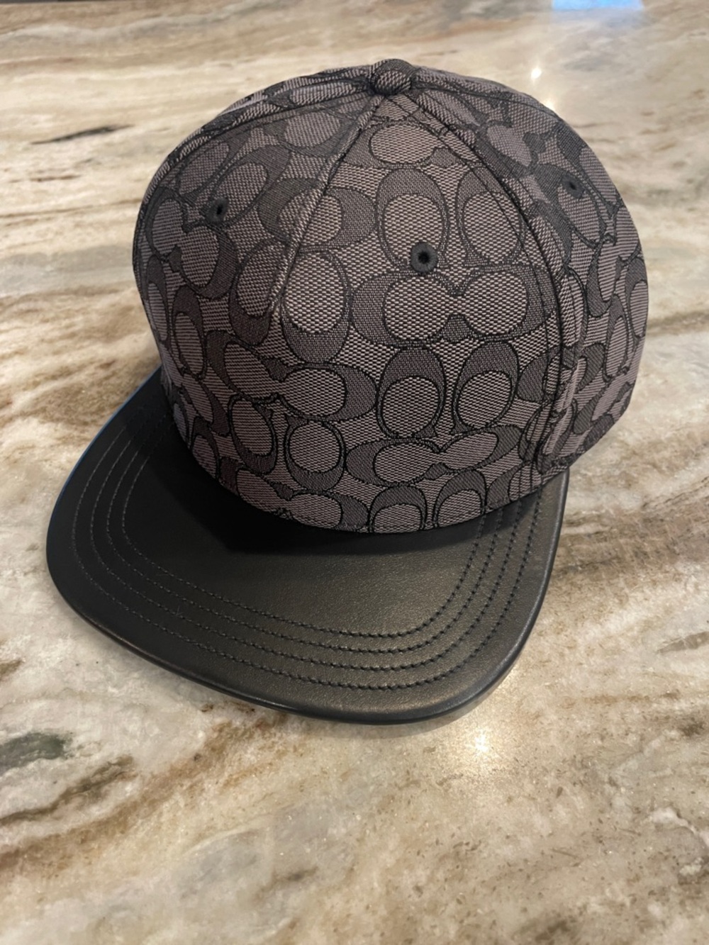 NWT Coach Unisex Flat-Brim Leather and Jacquard Baseball Cap Size XS/S - Picture 3 of 10